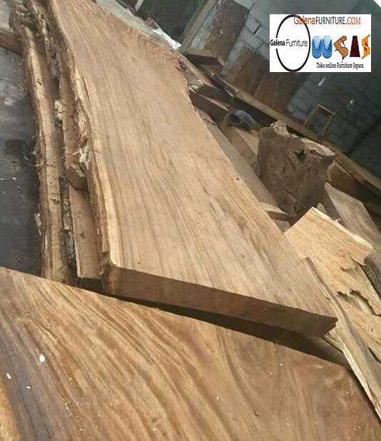 Jual Papan Kayu Trembesi Solid