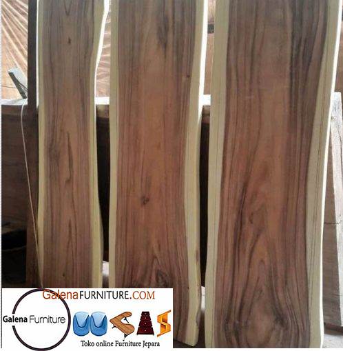 Jual Papan Kayu Trembesi Solid