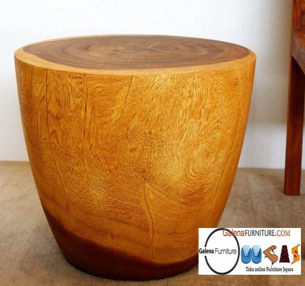 Kursi Trembesi Stool Terunik di Dunia Kayu Solid