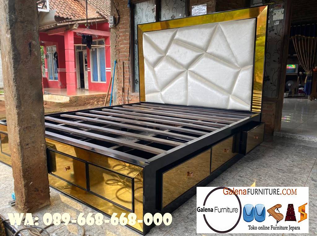 Jual Tempat Tidur Stainless Gold Mewah Harga Terjangkau