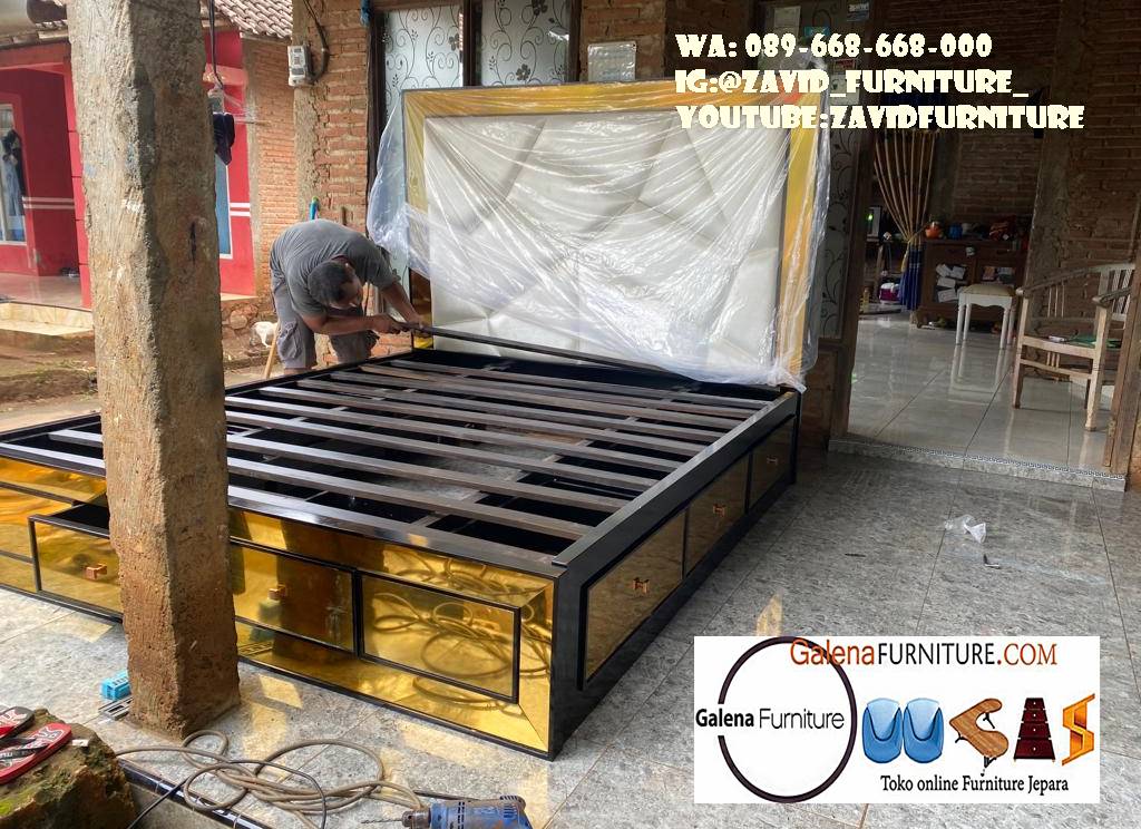 Jual Tempat Tidur Stainless Gold Mewah Harga Terjangkau