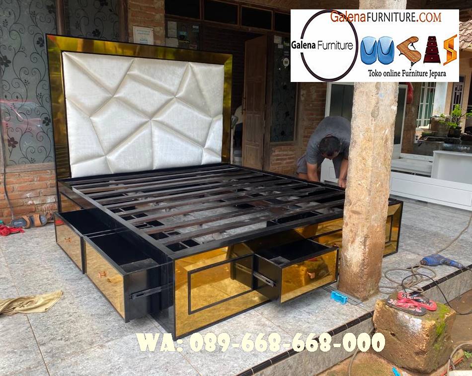 Jual Tempat Tidur Stainless Gold Mewah Harga Terjangkau