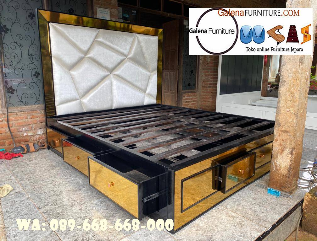 Jual Tempat Tidur Stainless Gold Mewah Harga Terjangkau